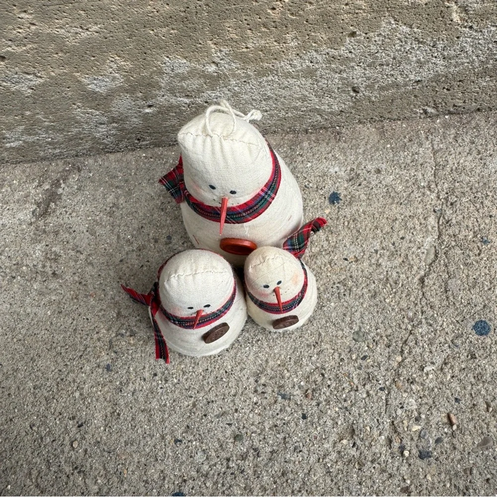 Three Snowman Plush Ornament Snowman Family Rustic Christmas Simple‎